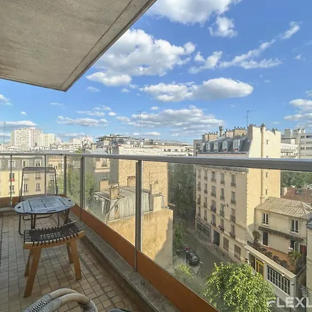Spacious 2-bedroom With Balcony Steps From Buttes-chaumont Park Appartement Paris